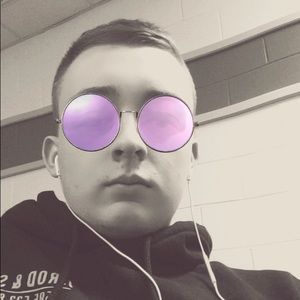 Meet your Posher, Josh